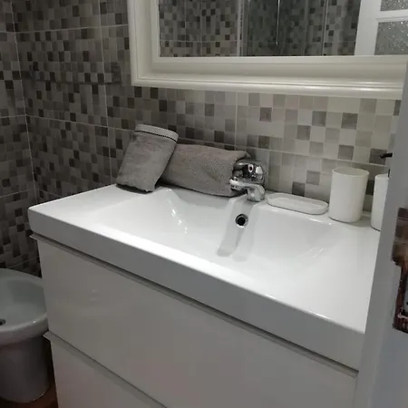 Giulia Apartment *